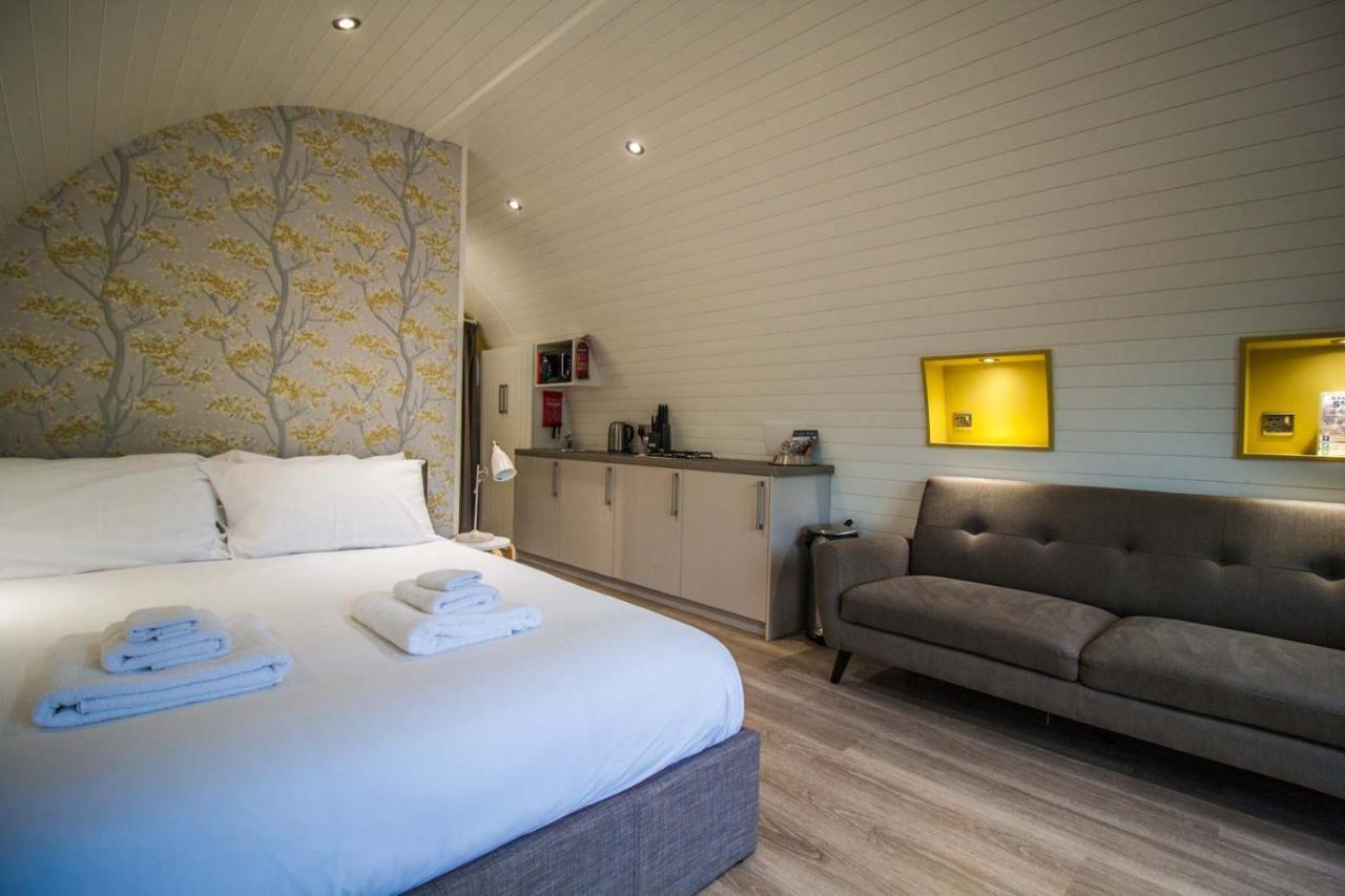 Отель High Oaks Grange - Glamping Пикеринг Экстерьер фото