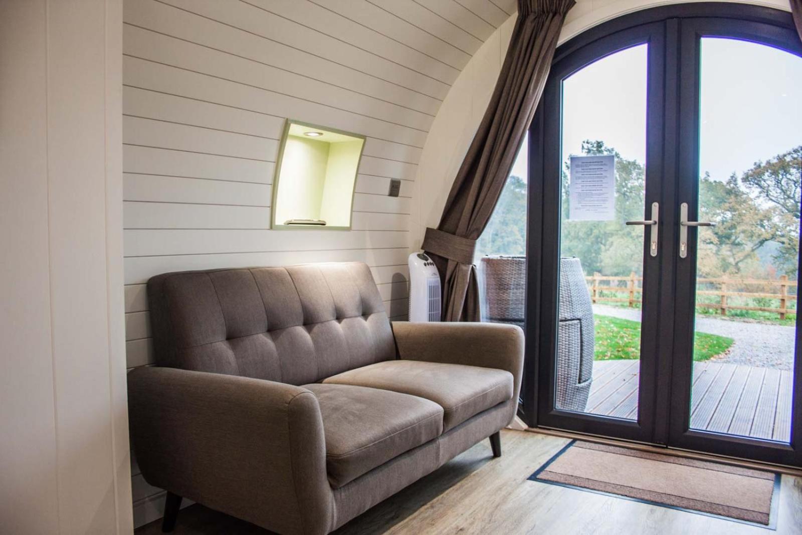 Отель High Oaks Grange - Glamping Пикеринг Номер фото